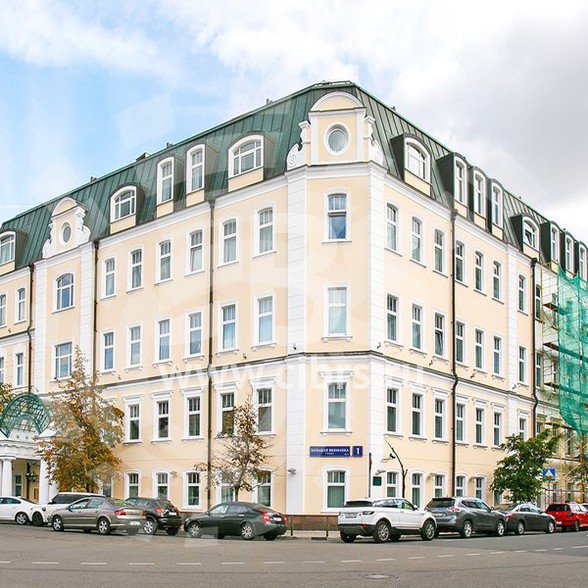 Бизнес-центр Александр Хаус на Якиманской набережной