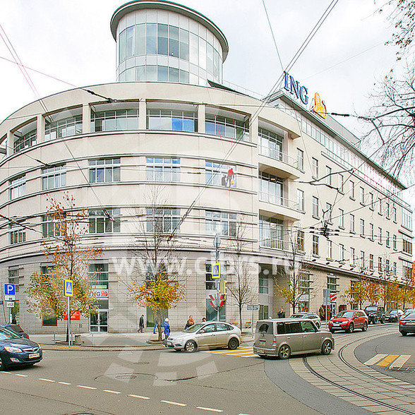 Бизнес-центр Амбер Плаза на Селезневской улице